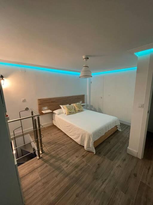 Atico Duplex Con Terraza En Pleno Centro De Jerez Apartment Jerez de la Frontera Bagian luar foto